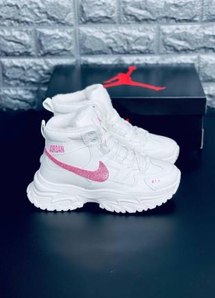 Зимові кросівки джордан jordan білі на хутрі white/pink, хіт продаж!6 фото