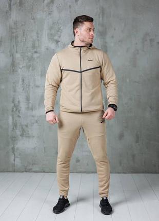 Осінній спортивний костюм edition nike бежевий