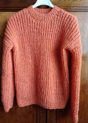 В'язаний светр,ексклюзив, ручна робота.