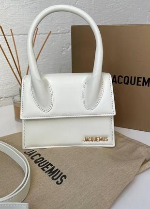 Сумка jacquemus le chiquito moyen белая кожаная