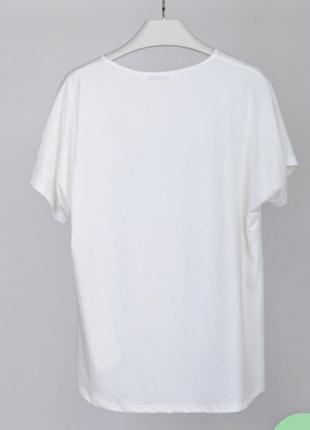 Белая футболка с цветами батал большой размер2 фото