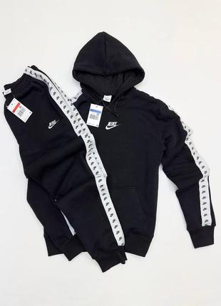 Спортивный костюм оригинал liberty nike