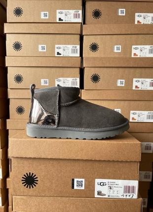 Угги ugg ultra mini grey lacquer1 фото