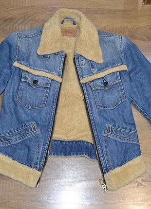 Levi strauss s джинсовая куртка шерпа демисезон. оригинал