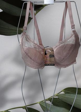 Бюстгальтер пудровый бюстгальтер с кружевом с бюст