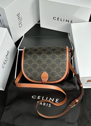 Сумка клатч premium celine medium folco bag in triomphe canvas and calfskin tan