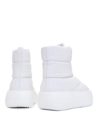 Белые теплые ботинки дутики4 фото