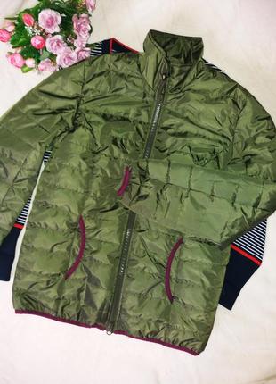 Легкая утепленная стегааная курточка,42-46разм.