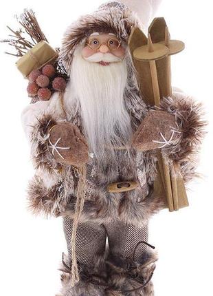 Новогодняя фигура "санта клаус с подарками и лыжами" 30см, бежевый с коричневым