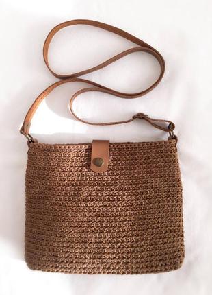 В'язана сумка торба зі шкіряним ремінцем коричнева
