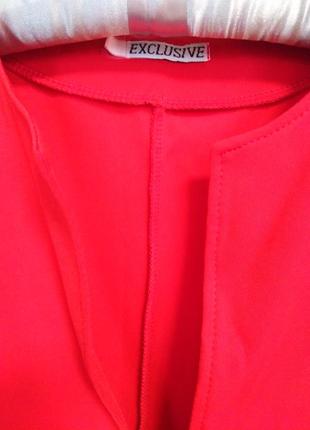Нарядное красное платье с баской2 фото