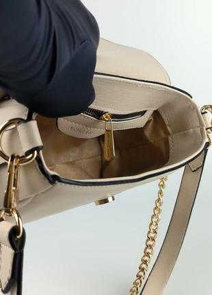 Женская сумка michael kors parker medium logo crossbody bag beige3 фото