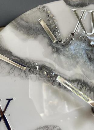 Сірий годинник. настінний годинник. годинник з епоксидної смоли ручної роботи.