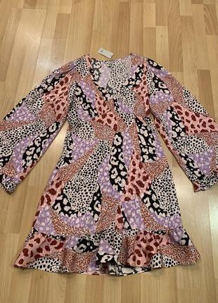 Роскошное брендовое платье,новое с этикеткой.