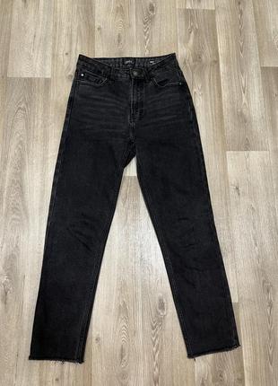 Фирменные, женские, черные джинсы. only размер 32