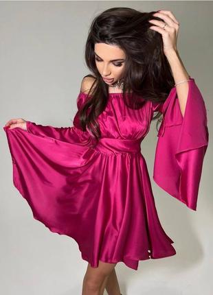 Платье женское короткое мини черная синяя розовая малиновая красная шелковая стильная с открытыми плечами нарядная новогодняя базовая красивая1 фото