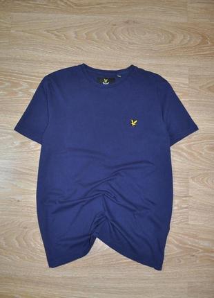 Темно синяя футболка lyle & scott