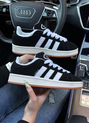Зимові жіночі кросівки adidas campus black white winter (хутро, замша)