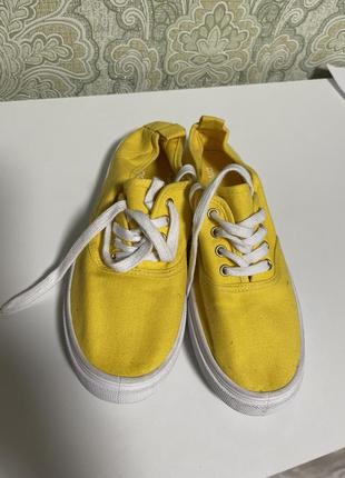Кеды желтого цвета 2