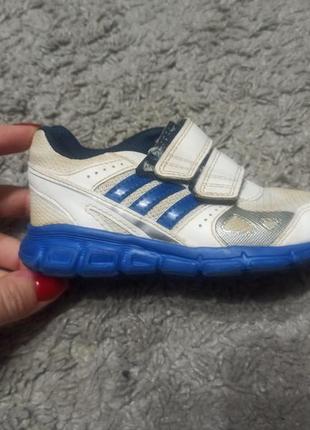 Дитячі шкіряні кросівки adidas2 фото