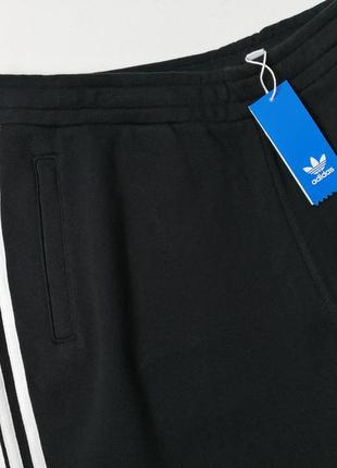 Мужские новые шорти adidas 3-stripes shorts originals7 фото