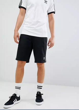 Мужские новые шорти adidas 3-stripes shorts originals4 фото