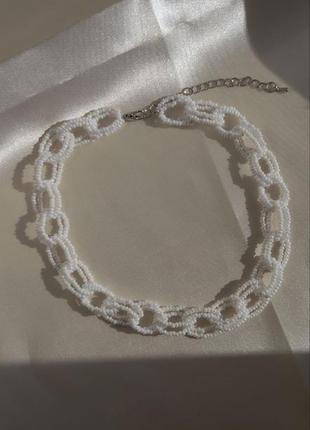 Ожерелье чокер из бисера hand made белое минимализм цепочку7 фото