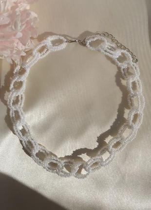Ожерелье чокер из бисера hand made белое минимализм цепочку6 фото
