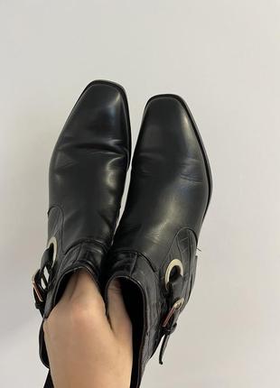 Ботильйони черевики чорні шкіряні від zara, розмір 362 фото