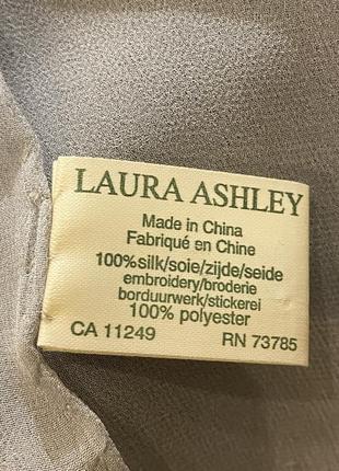 Прозорий шовковий  шарфик з мінімалістичною вишивкою laura ashley7 фото