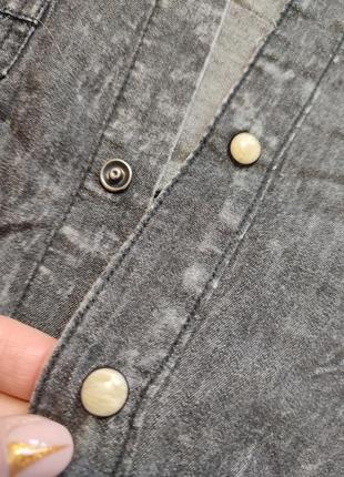 Красивая джинсовая рубашка на кнопках s\m7 фото