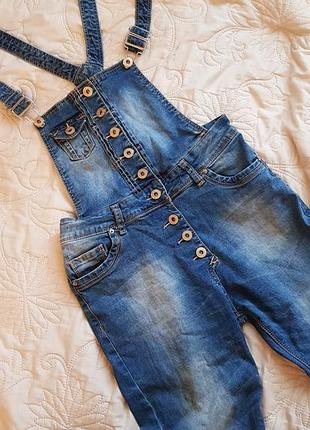 Джинсовий комбінезон