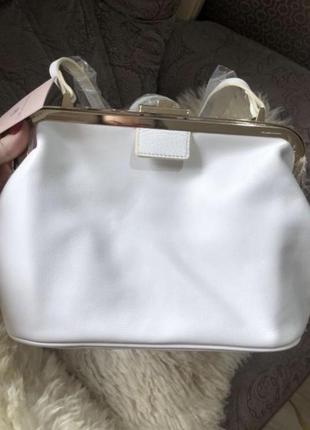 Новая белоснежная шикарная стильная кожаная сумка саквояж2 фото