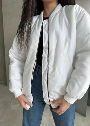 Бомбер женский зимний оверсайз на молнии с карманами качественный стильный теплый белый2 фото
