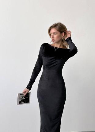 Велюровое платье миди по фигуре с открытой спиной с разрезом платье черная вечерняя новогодняя праздничная элегантная3 фото