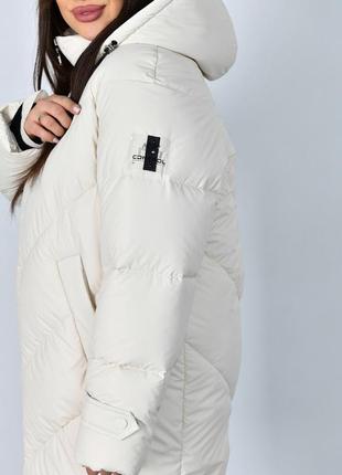 Зимняя куртка из водооталкивающей плащевки молочного цвета утепленной био-пухом, больших размеров от 44 до 547 фото