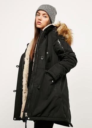Парка с мехом bershka1 фото