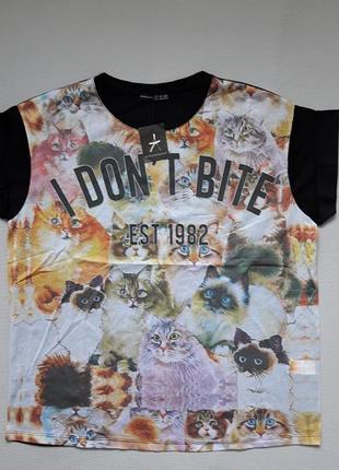 Незрівнянна футболка принт котики великого розміру atmosphere