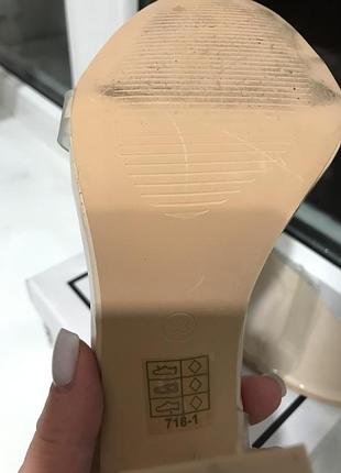 Продам женские босоножки4 фото