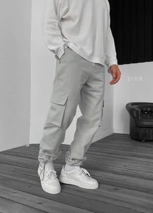 Мужские джинсы джоггеры серые на затяжках