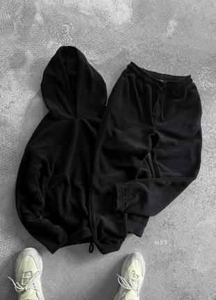 Черный флисовый спортивный костюм