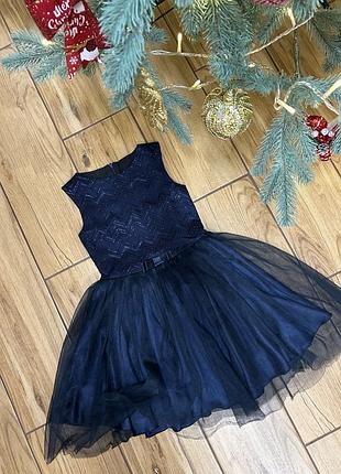 Святкова сукня на 122 р