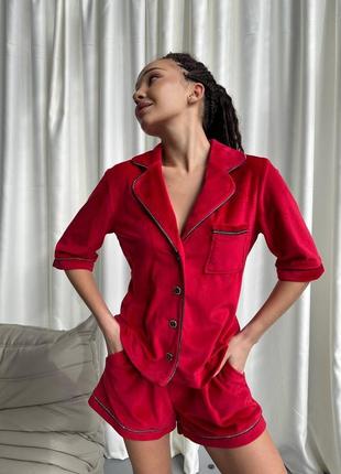 Велюрова жіноча піжама зі стразами, домашній комплект сорочка і шорти3 фото