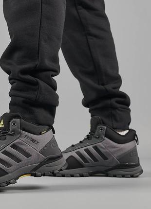 ❄️зимові чоловічі кросівки adidas adidas terrex daroga dark grey fur❄️7 фото