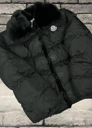 Женская куртка moncler