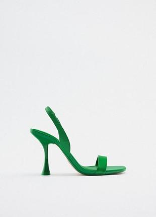 Босоножки zara 37 г.2 фото