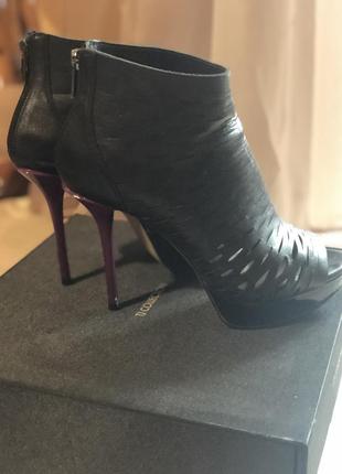 Ботильйони, heels