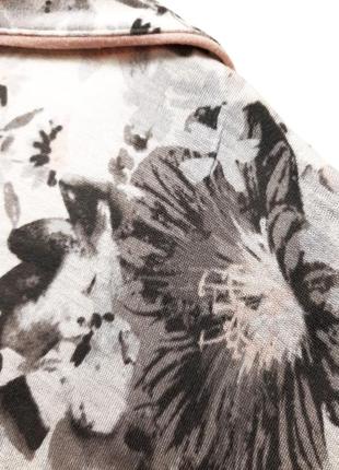 George трикотажна кофточка біла в квіти на гудзиках для дому/сну довгі рукави жіноча9 фото