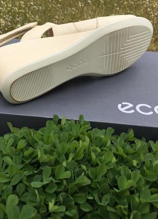 Жіночі босоніжки ecco shape 35 wedge sandal 250153 012815 фото