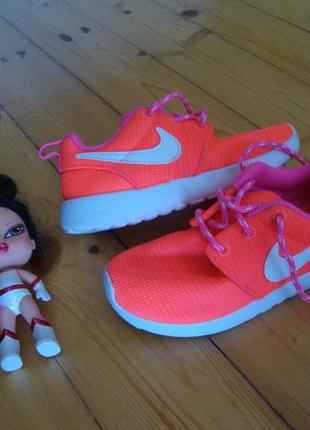 Кроссовки nike roshe run pink оригинал 26-27 размер